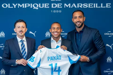 رسميًا.. مارسيليا يعلن ضم إيجور بايكساو